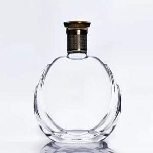 High quality 680ml brandy XO clear glass bottle whiskey tequila bottle can be customized